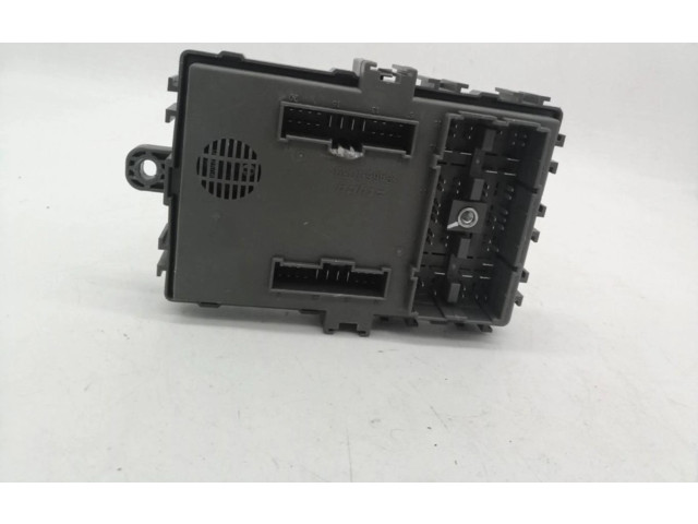 Блок предохранителей 959772589D   Chevrolet Astra    