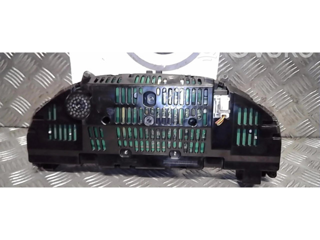 Přístrojová deska Mercedes-Benz C W204 2012 2049004609