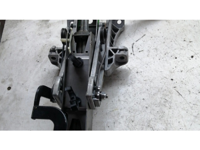 Ось рулевого колеса