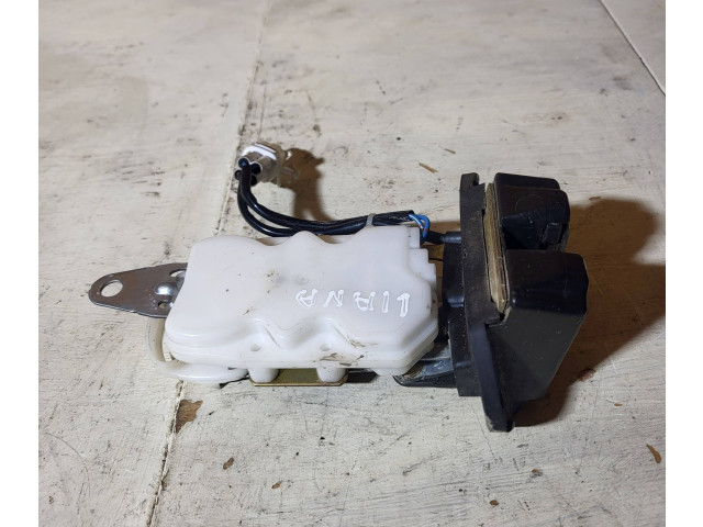 Zámek zadních dveří 6U673   Suzuki Liana 2002