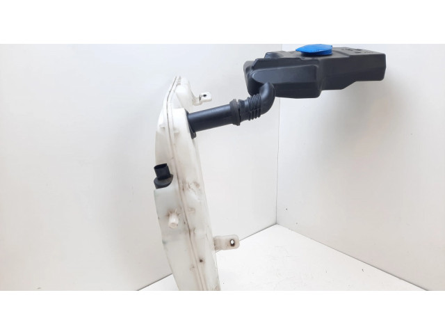 Бачок оконной жидкости