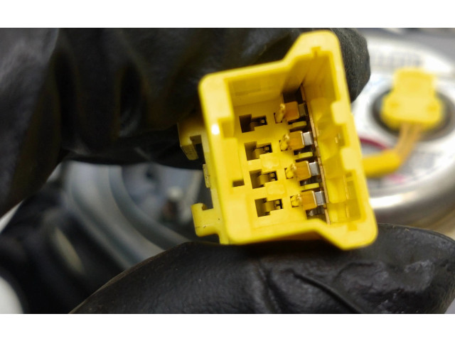 Подушка безопасности водителя 403975407Z52 Mitsubishi Lancer VIII