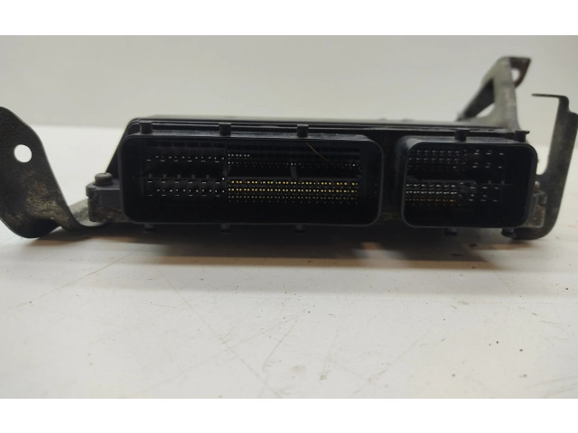 Řídící jednotka 8966105L51, MB2759008760 Toyota Avensis T270 2014