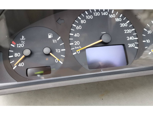 Přístrojová deska Mercedes-Benz CLK A209 C209 2002 A2085403911, 110008915028