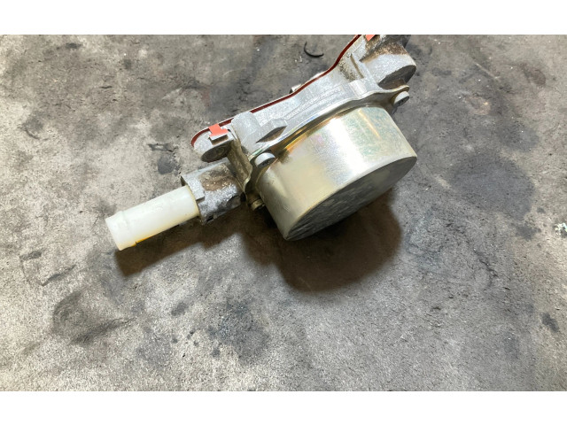 Вакуумный насос 146508418R, 902081 Nissan Navara D23 2015 - года