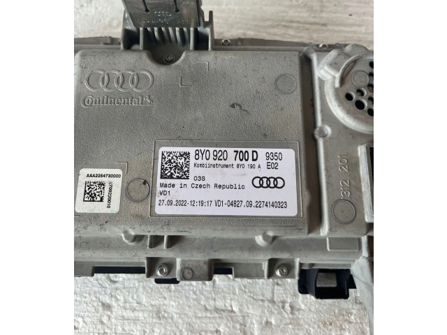 Панель приборов 8Y0920700D   Audi A3 8Y       