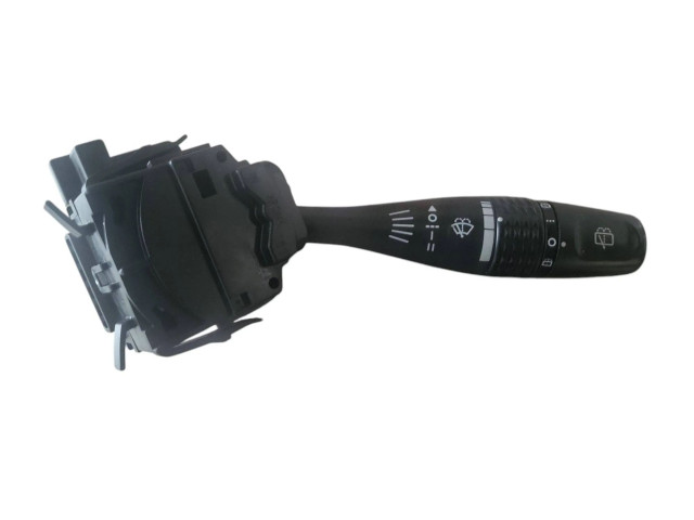 Ручка стеклоочистителей Mitsubishi Pajero