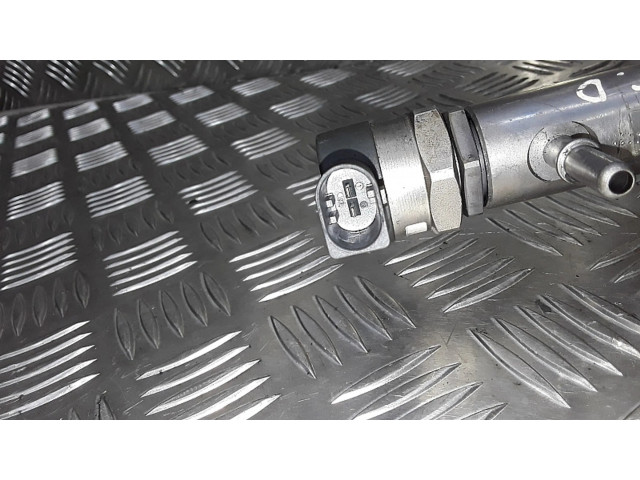 Топливная рампа 780912704   BMW 3 E92 E93  