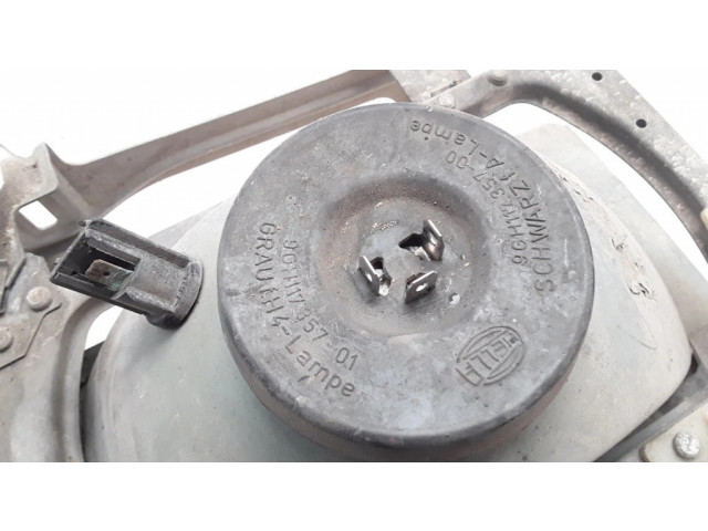 Přední světlo pravé 9GH11735700   Audi 80 90 B2 1985