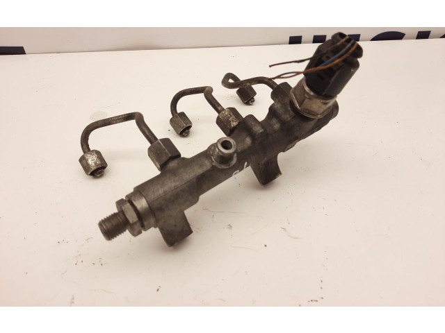 Vstřikovací lišta 05A906051   Audi A8 S8 D4 4H    CDTA 