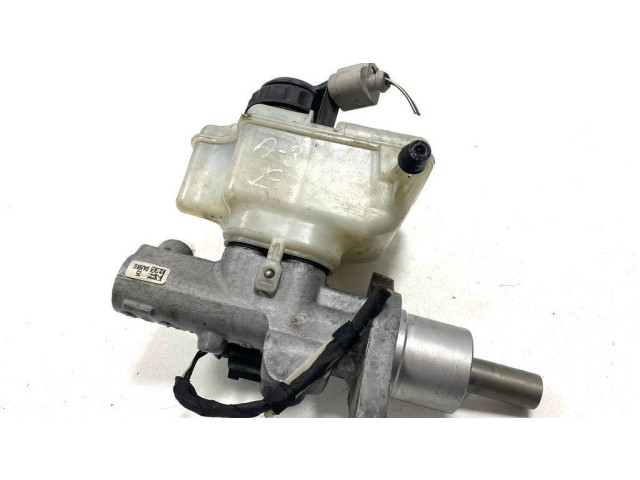 Главный тормозной цилиндр