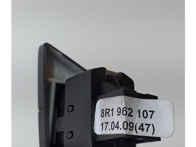 Радиатор интеркулера 8R1962107, 68890 Audi Q5 SQ5