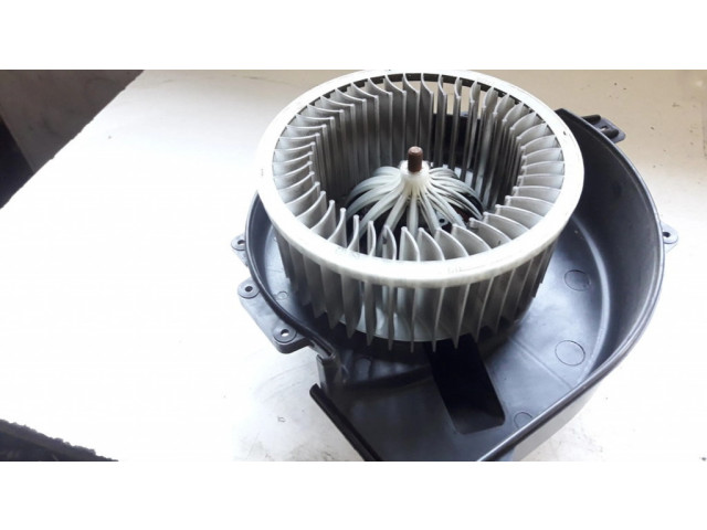 Вентилятор печки    6Q2819015   Volkswagen Polo V 6R