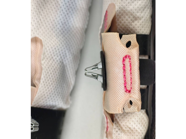 Боковая подушка безопасности 8U0880742E Audi Q3 8U