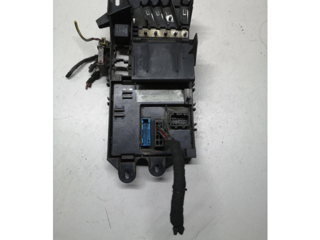 Блок предохранителей  4F0971845   Audi A6 S6 C6 4F    