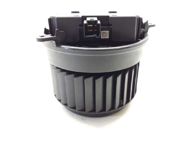 Вентилятор печки    4H2820021B, 7737081504   Audi A6 C7