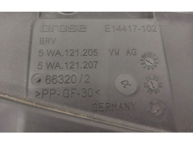 Электрический вентилятор радиаторов       Volkswagen Golf VIII  2019 -  года   