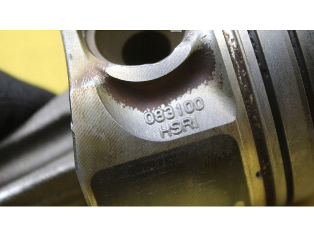 Píst    Audi A8 S8 D3 4E     