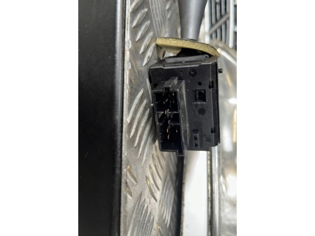 Ручка стеклоочистителей 6239J1 Peugeot 306