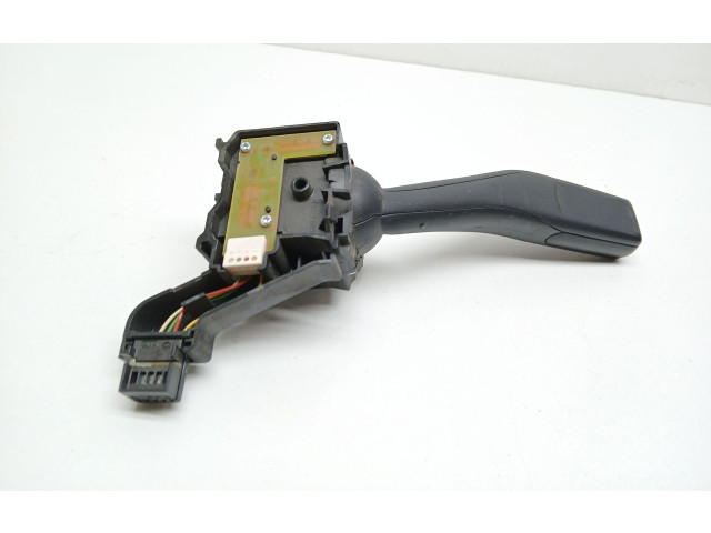 Ручка поворотов/ фонарей 1K0953513E Skoda Octavia Mk2 (1Z)