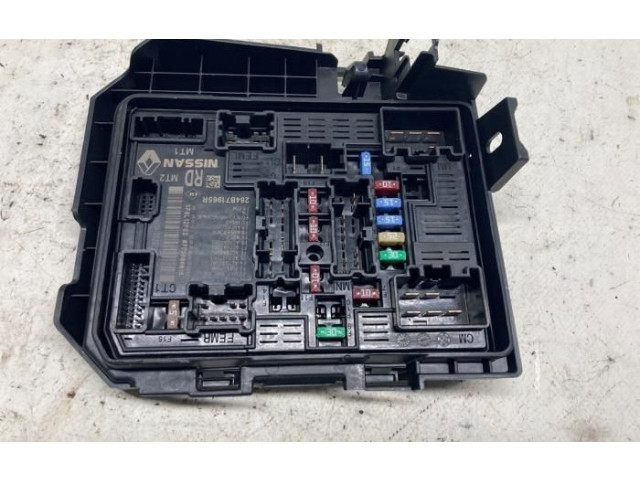 Блок предохранителей  284B71965R, 284B76520R   Dacia Jogger    