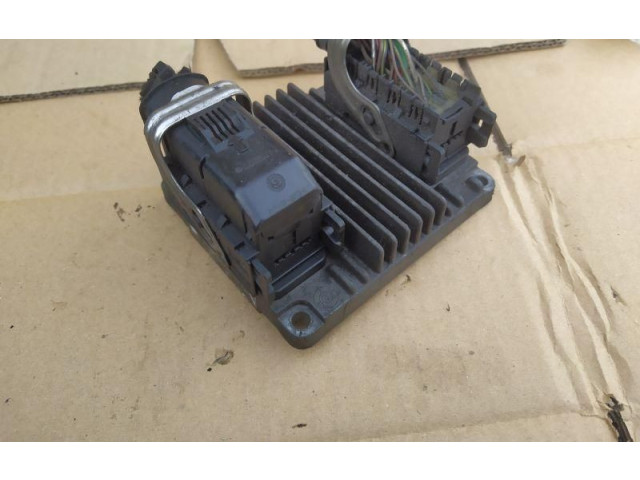 Блок управления двигателем Блок управления 12214830   Opel Meriva A