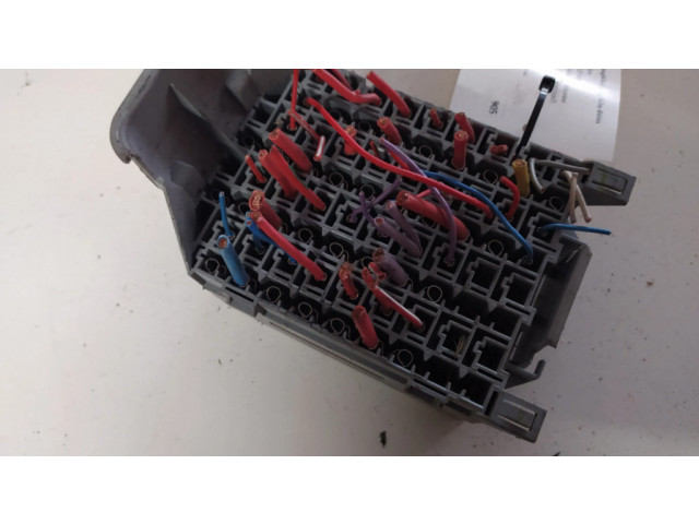   Pojistková skříňka 9162439   Volvo S60 2003