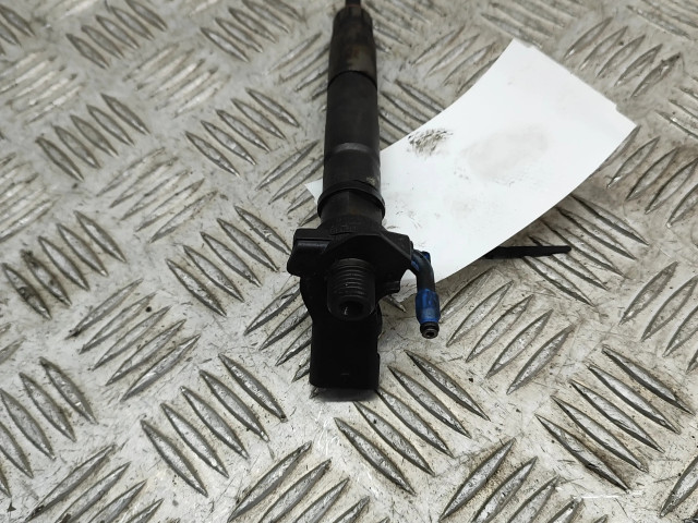 Vstřikovač A6540700300, 0445118034 Mercedes-Benz C W206 pro naftový motor 3.0