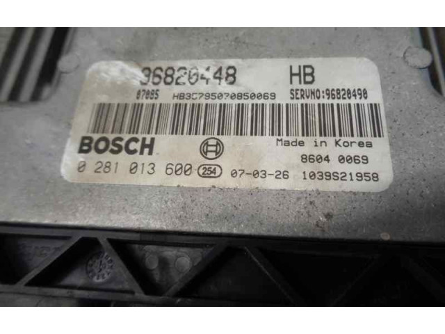 Блок управления двигателя 96820490, 0281013600 Chevrolet Nubira