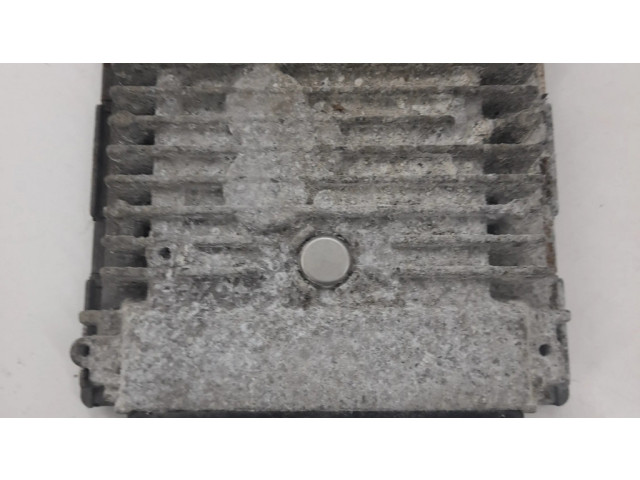 Řídící jednotka 03L906023JJ, 03L906023JH   Skoda Superb B6 (3T) 2011