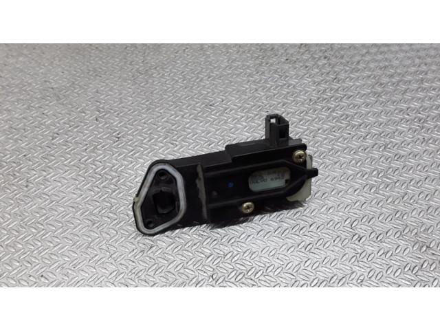 Электрический замок крышки