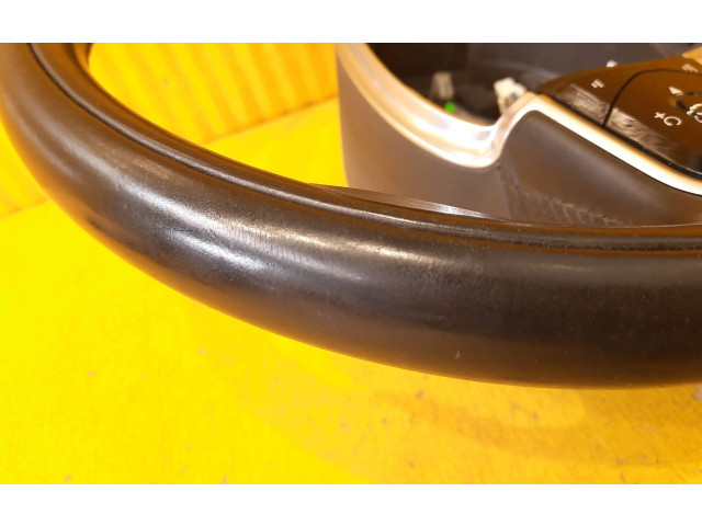 Руль Volvo V60 2018 - года 31407817, 31407817