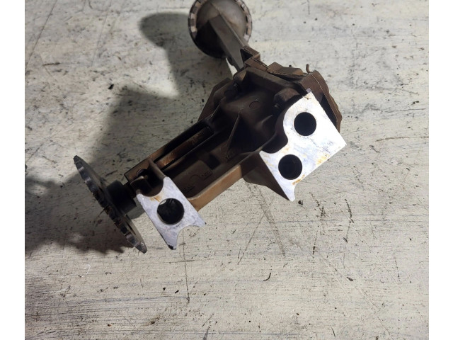 Масляный насос 0106552B Renault Scenic I