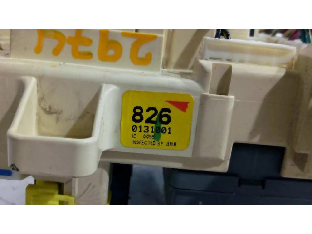   Pojistková skříňka    Toyota Corolla E110 