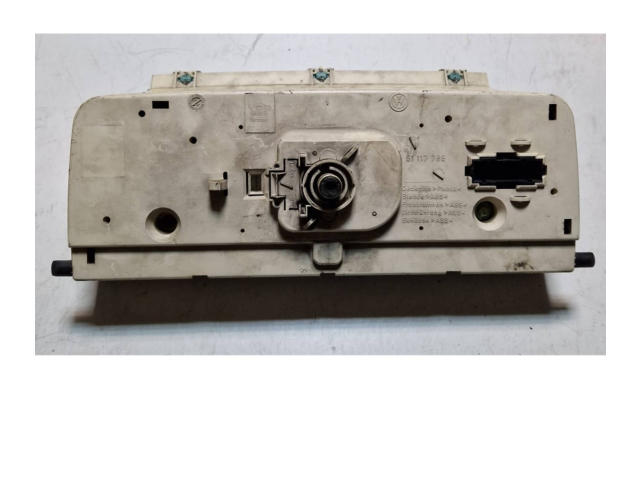Панель приборов 81117788 Volkswagen PASSAT B4