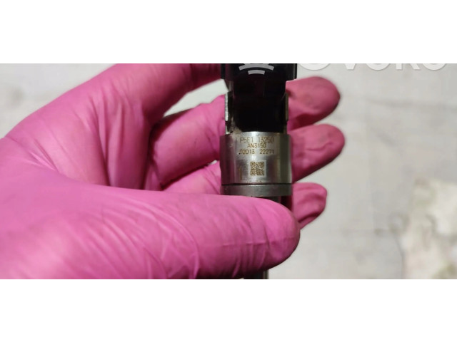 Vstřikovač P5E113250, P5E113250 Mazda 2