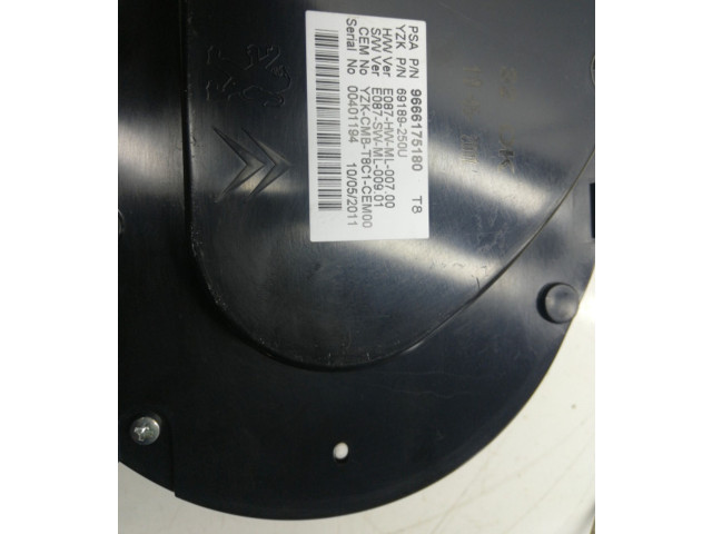 Панель приборов 9676464680, 9674982480   Peugeot 5008       