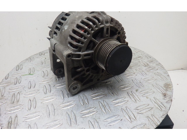 Генератор 231003831R Dacia Duster