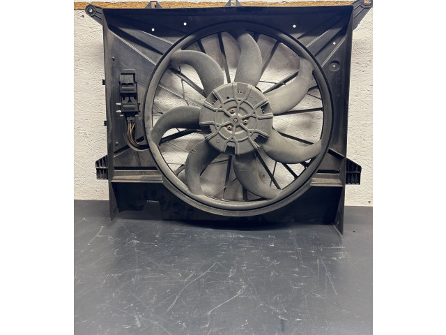 Вентилятор радиатора 0130706803, 31111543 Volvo XC90