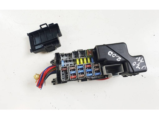 Блок предохранителей  DPUT3800159HWB   Volvo V70    