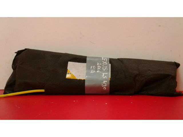 Подушка безопасности в сиденье    Lexus LS UCF30