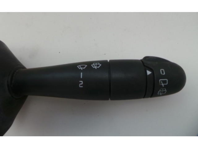 Переключатель дворников 8200792584, 8200792584 Dacia Duster