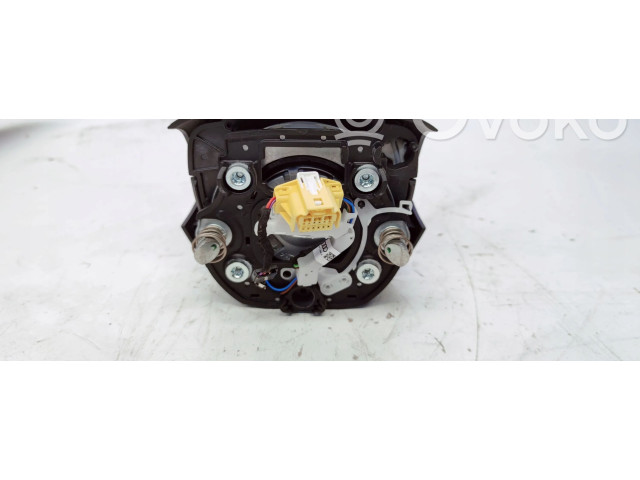 Подушка безопасности водителя 83A880201E   Audi Q3 F3