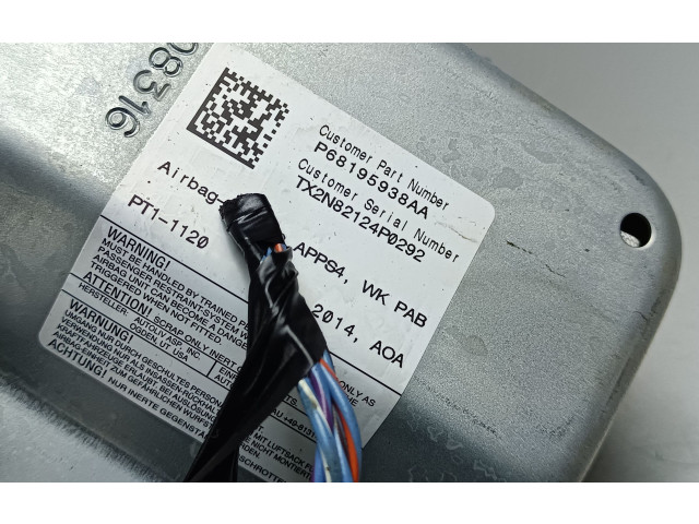 Подушка безопасности пассажира Jeep Grand Cherokee