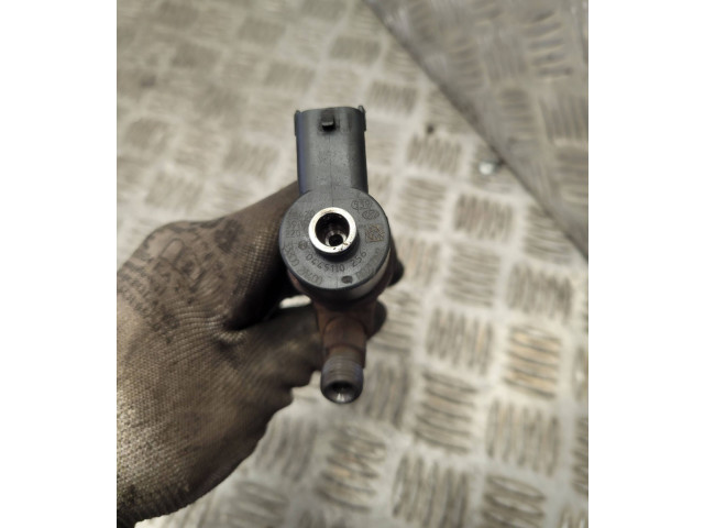 Форсунка 338002A400    Hyundai Getz  D4FA 