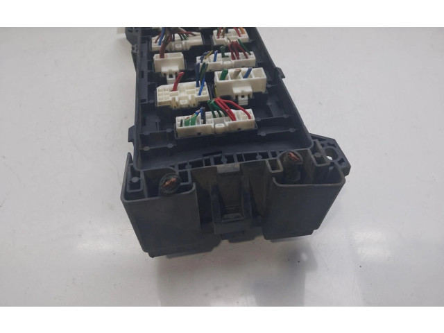 Турбина Блок предохранителей KIA Sorento 911613E010