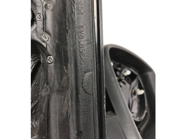 Зеркало электрическое Skoda Fabia Mk3 (NJ) 2015 - 2021 года