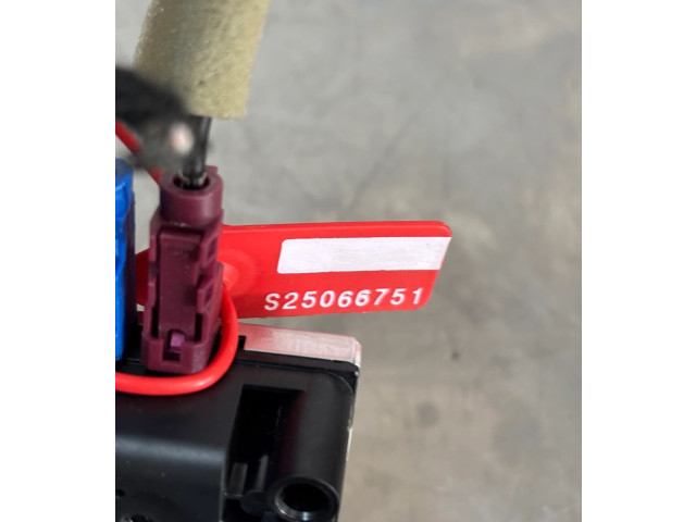   Pojistková skříňka 2591A9796R, 2591A9796R   Renault Captur II 2024