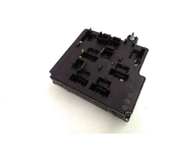 Блок предохранителей 31473570   Volvo XC90    