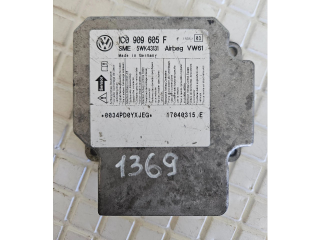 Блок подушек безопасности 1C0909605F, 17040315E   Volkswagen Transporter - Caravelle T5